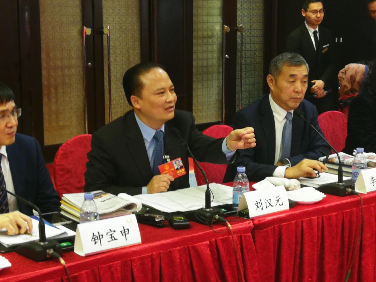 4d79668292fa1d1c0d0412b4a87f0200