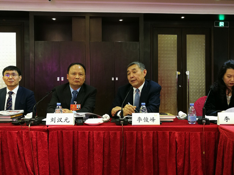 886ecb7b1ae7a3fdf635ae2af8f7d03e