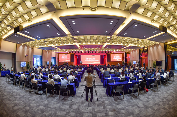 8d5ff0aefd7451828fd2be4c854d6f57