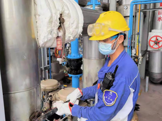 2bf5e74c469a4c843699dc9998ae4ae3