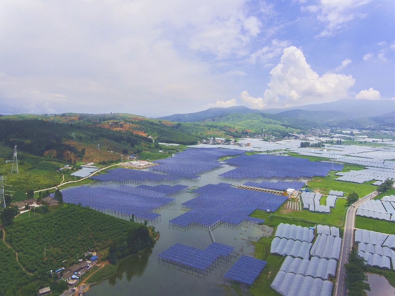 0adbb4792d264fbaf30eb9e5a824f887