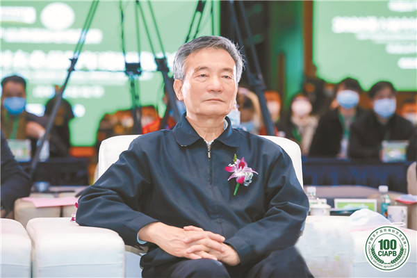 225eddb49c2353e3be4fb8fe02824641