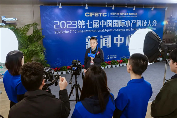 971e2211d9b70e123990a1a8bd7f6dc4