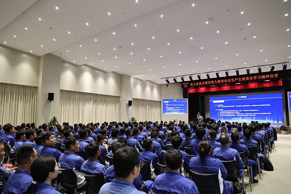 46a78f04fda54b0343f3e3430aeb2140