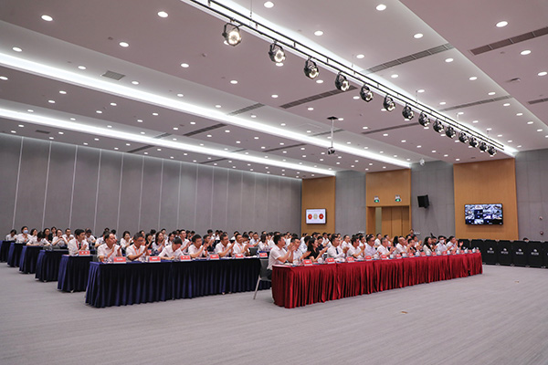 9584d55e018f46442c1806d3bbc61e49