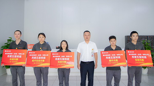 81f4888977149f18c9eee42bbbde607a