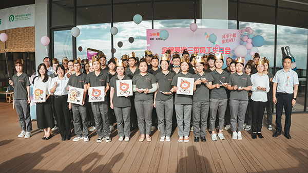 4c5b33cf4a0cbdf6d685fcca349fcf3b