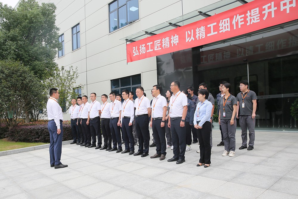 05d74e67b4934bced2d6dc95dd975000