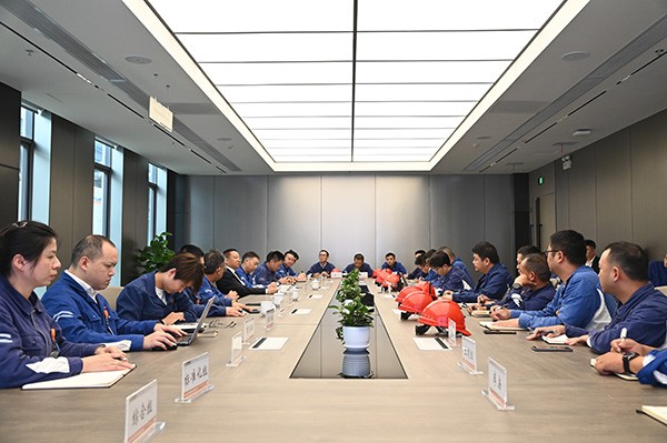 2abc3159e19578612f41a98884435d69