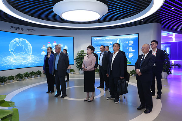 3e93bf9a25adc2029b16b08cd9dbd014