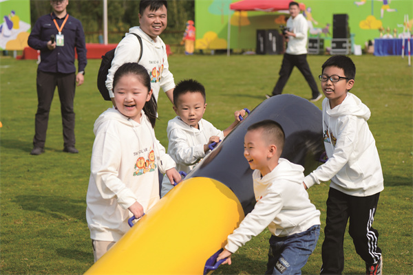 6b57ec4f52e33b4eb237316be9877c95