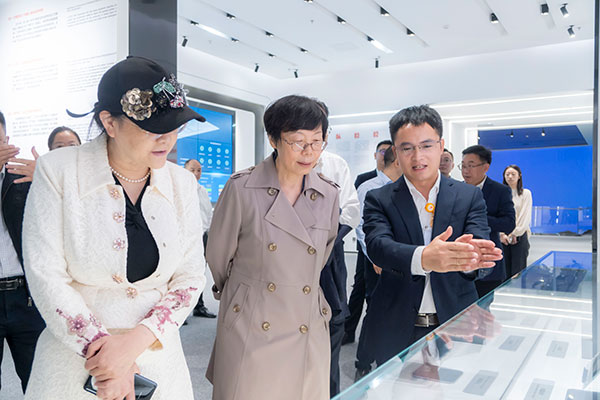 4f1d73c9074e40bb0ee48eac3980f770