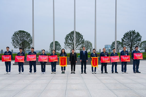 e5ac0c22fbd7f1304785ba1104759832