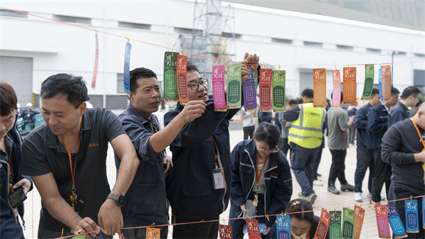 9d20d459e8cdd09a99df434ba6d9e02b