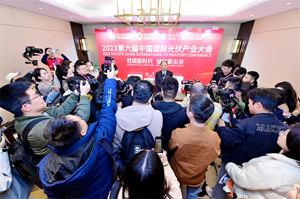 e92cfa0c243e2e55c7a095427dc2c94c