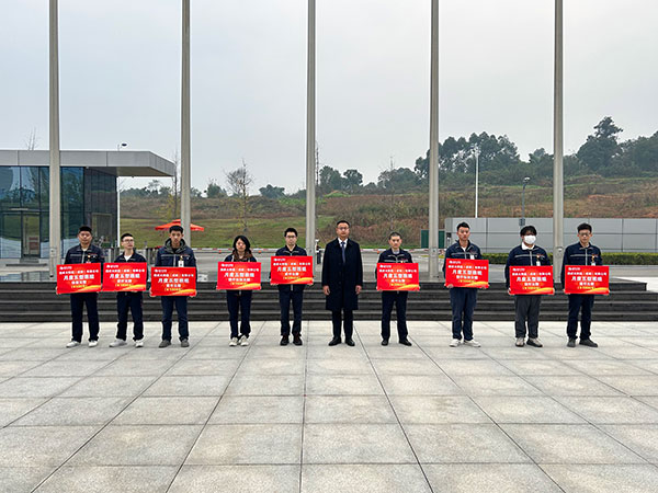 4a8c6f2dfd8d67e81ecd85946e8923d3