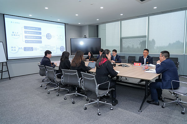 70a83c05f0f8ee0c37078eb189144f2d