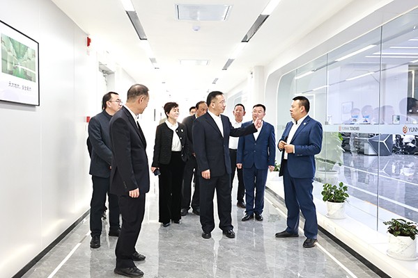 0453854a1f18834a9f4f32b33af6c802