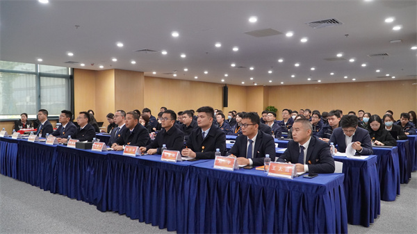 6982a63c7e03577417e60c1c5eb9417d