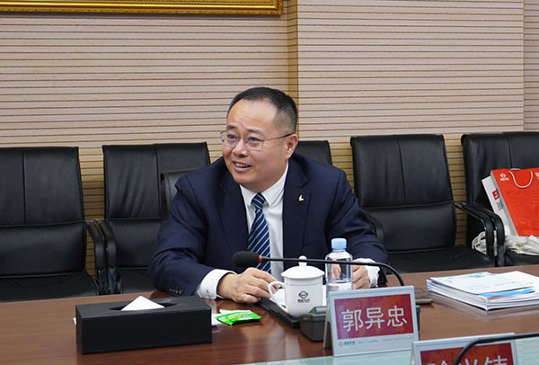 8e01731e05574232b78060380d00bd4a