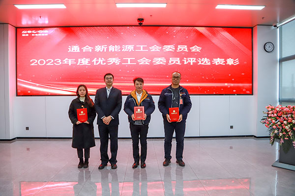 ef3ed5d980f58e3620f82c73ae0cff27