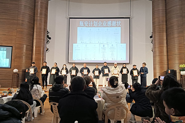 671bf9f62efdd3128fe77ba254cf73a0