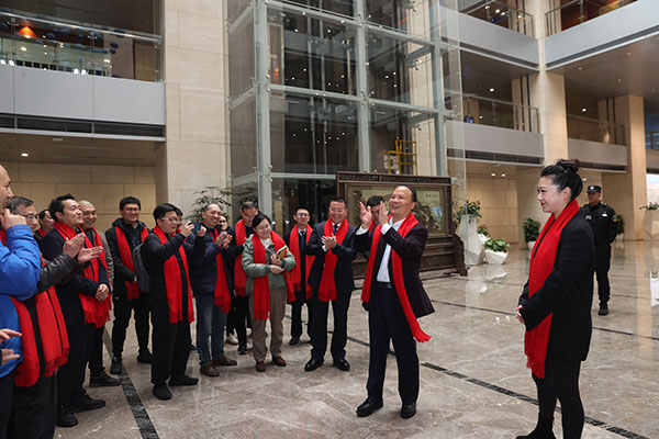 f0043b24d9cae15bf27563aec3d6247e