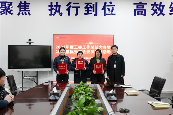 4dbbc04c01165e6b62c1ebb186694a9d