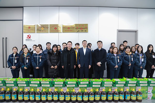 0ffb6c321184cd1656375c27c835bc53