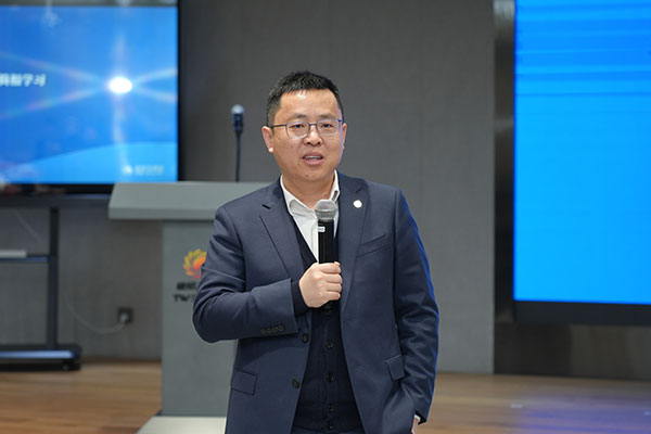 8df8fa017a7347fd633ddd73486d244c