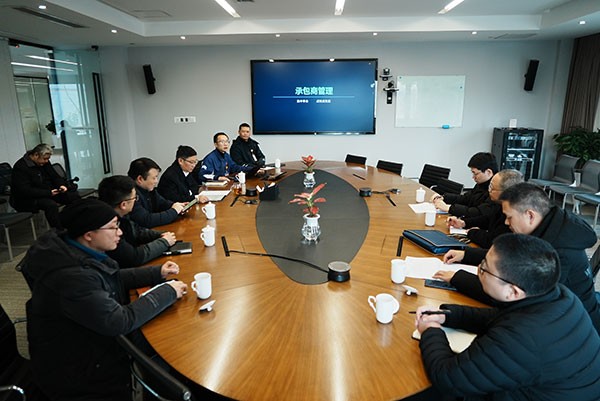 b01e3c44ab5fe68de3b6372efdf364bd