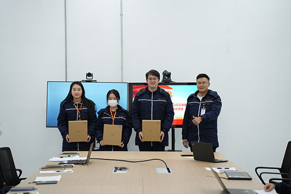 18009866d415032542c2e74a70431f2e