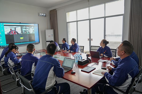 80da073b21200e862cbdbac104a7b194