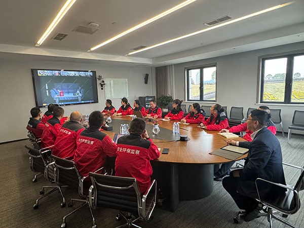 dad4f2b479bb8ba9cdbdf44967e30e21