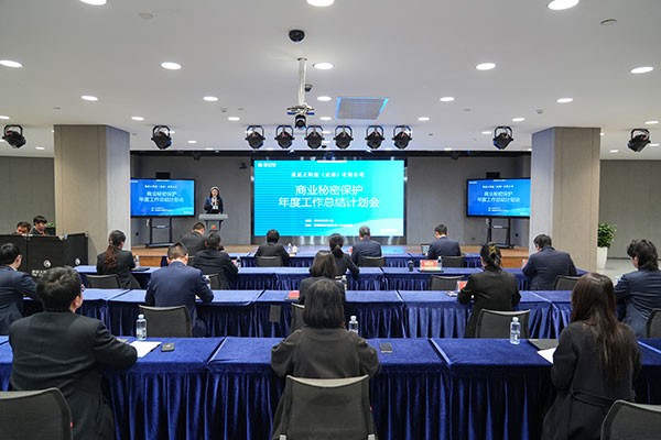 d9592876f74bffe842c1c770eee8de7a