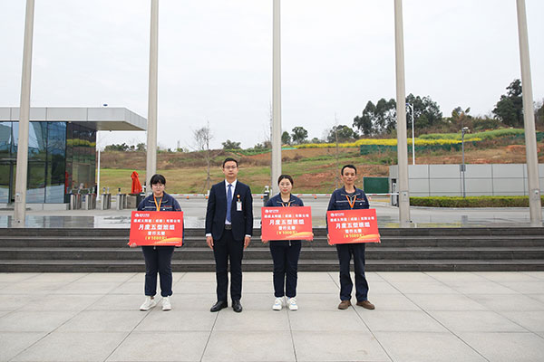 4d8b7ee87dc8572445fb1a62f56e71a5