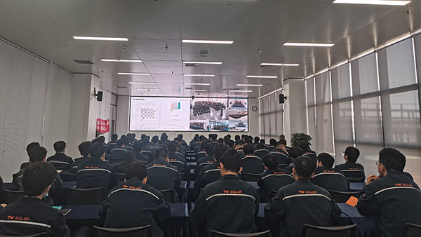 630dabd92bbffc054ea5de22f7b87efb