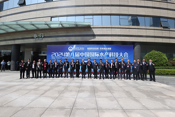 1872e25d1ed31f6c26af282e9391c035