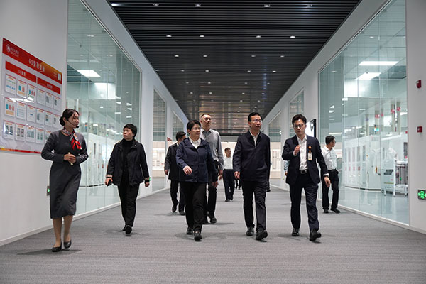 59c08afaf0686aa779bcac7e4ea5adb3