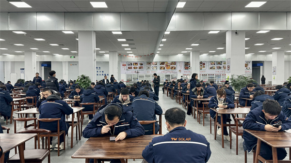 e4b567fb6124c12b938a21c6ed2aeda6