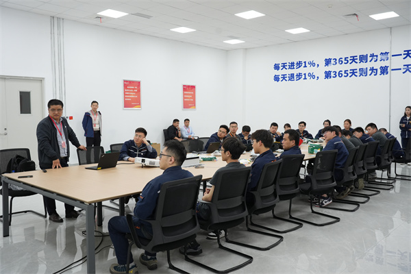 708761fcbe0aedb9d869b171ffca0272