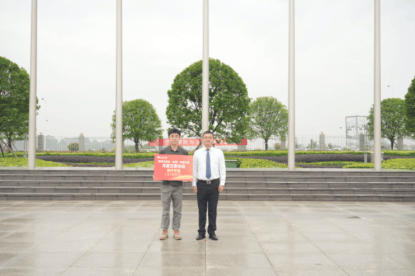 d4f605ec270d78ab36eb2d3391d7aae3