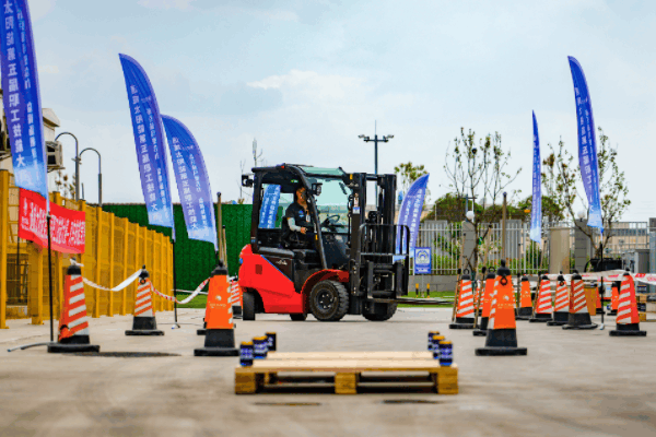 ec9712119103372a8b15d15c15f7903b