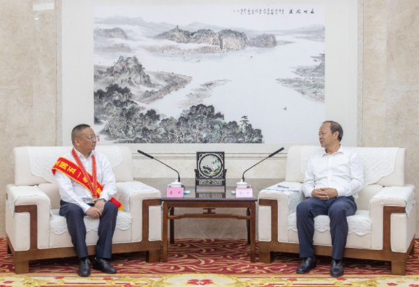 81701bc5109b5594dbf601b367f20880