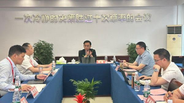 b5e53ddf75a28e82a1b6de4729c01b6e