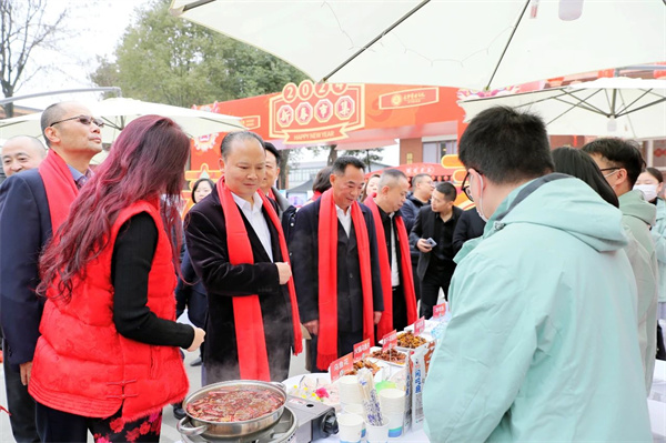 33a85f767398f2e40644575514c75036