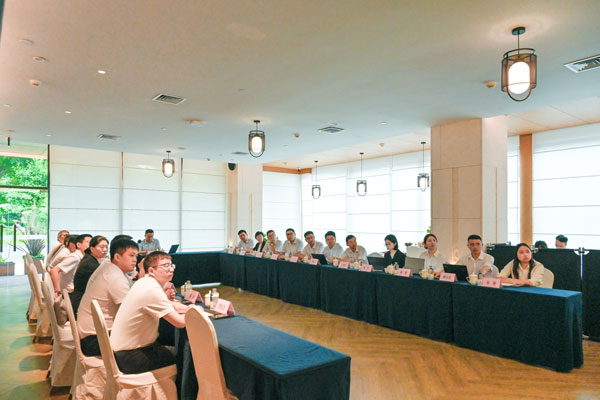 f70a1b39afab3bd9e4cdf913878c340d