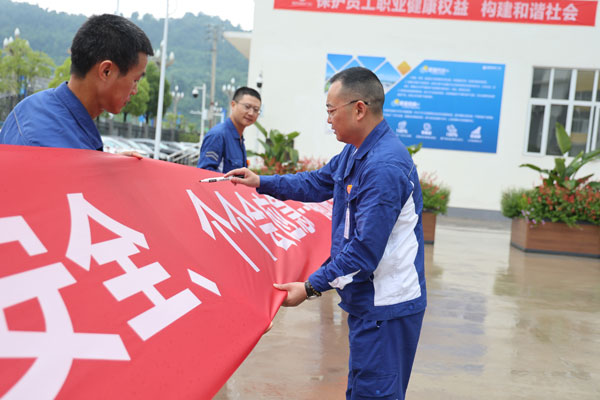 ae833a42695f0fd4cb4f4d6950fb07c7