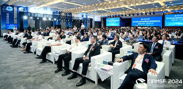 d07b05044b5325dbabeac2b7125c74c3