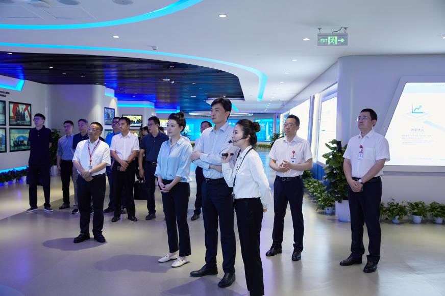 59813018236b55e1afcec7b115334bb2